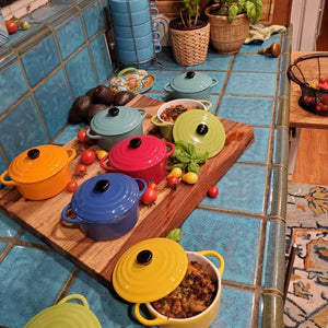 Cheerful Homestead Mini Bakers