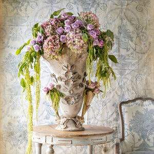 Grande Fountaine Urn