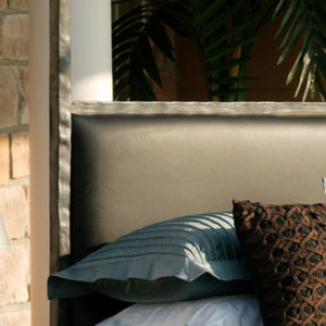 Stone Ridge Wrought Iron Bed