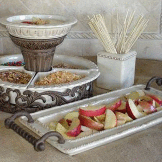 Serving Trays, Platters & Bowls