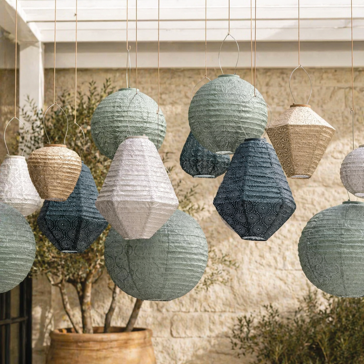 Indoor/Outdoor Balloon Mandela Lantern - Gold