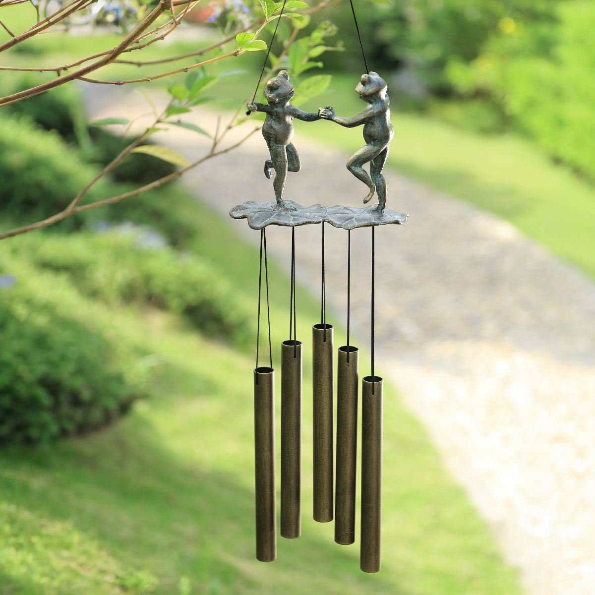 Meadow Dancing Frogs Wind Chime