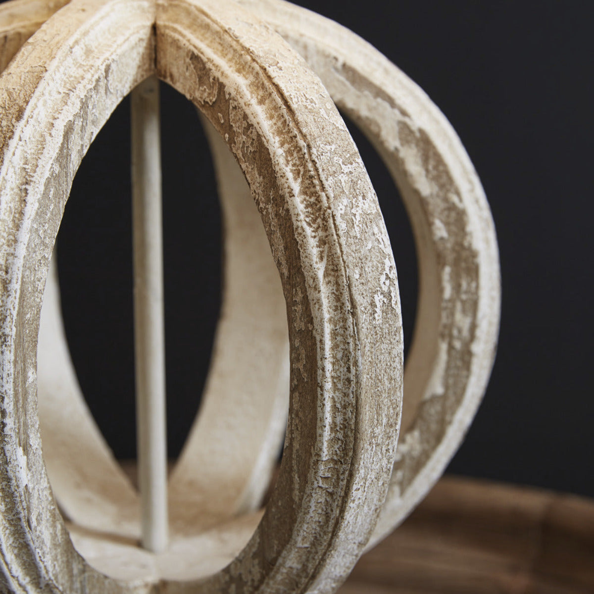 Marilyn Table Lamp Derails