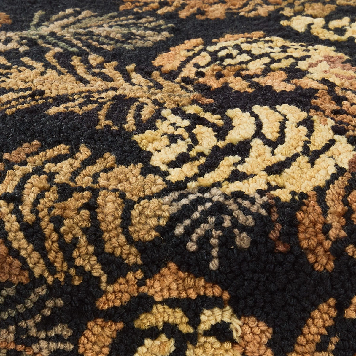 Autumn Grove Hooked Bench