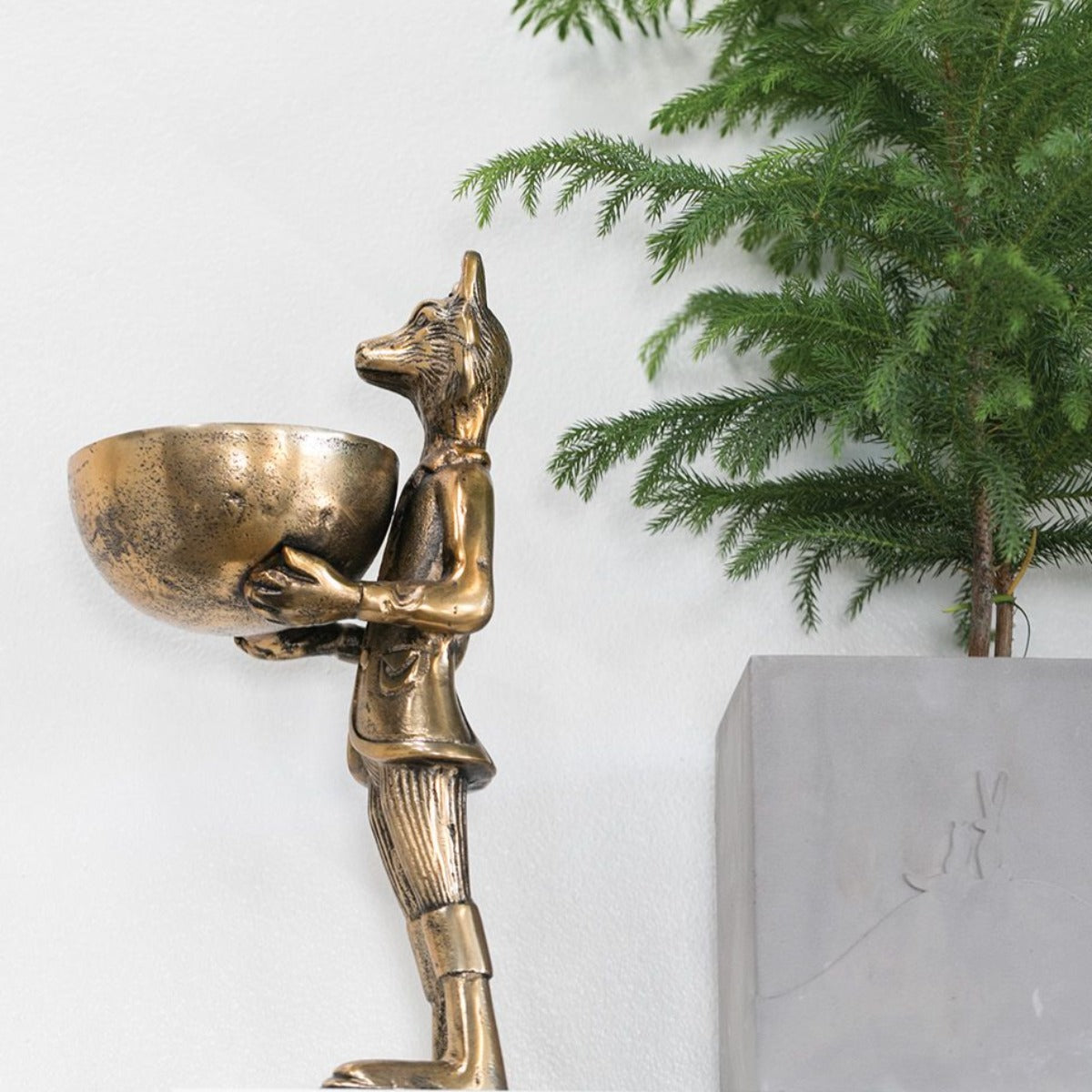 Golden Fox Dish Stand