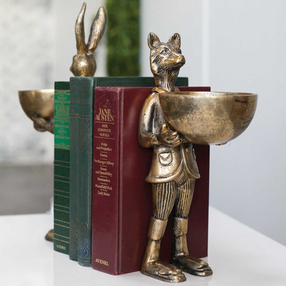 Golden Fox Dish Stand