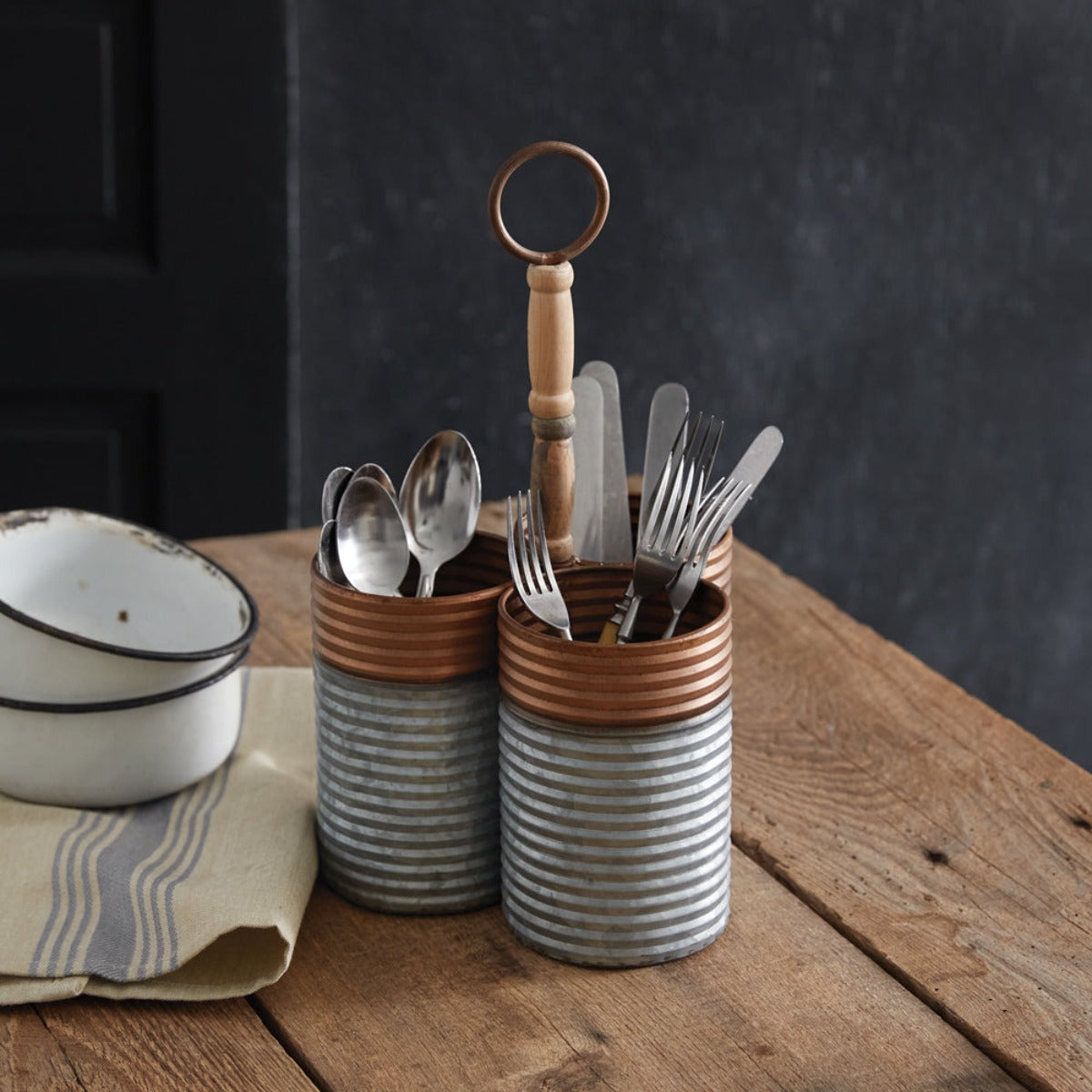 Two-Tone Utensil Caddy