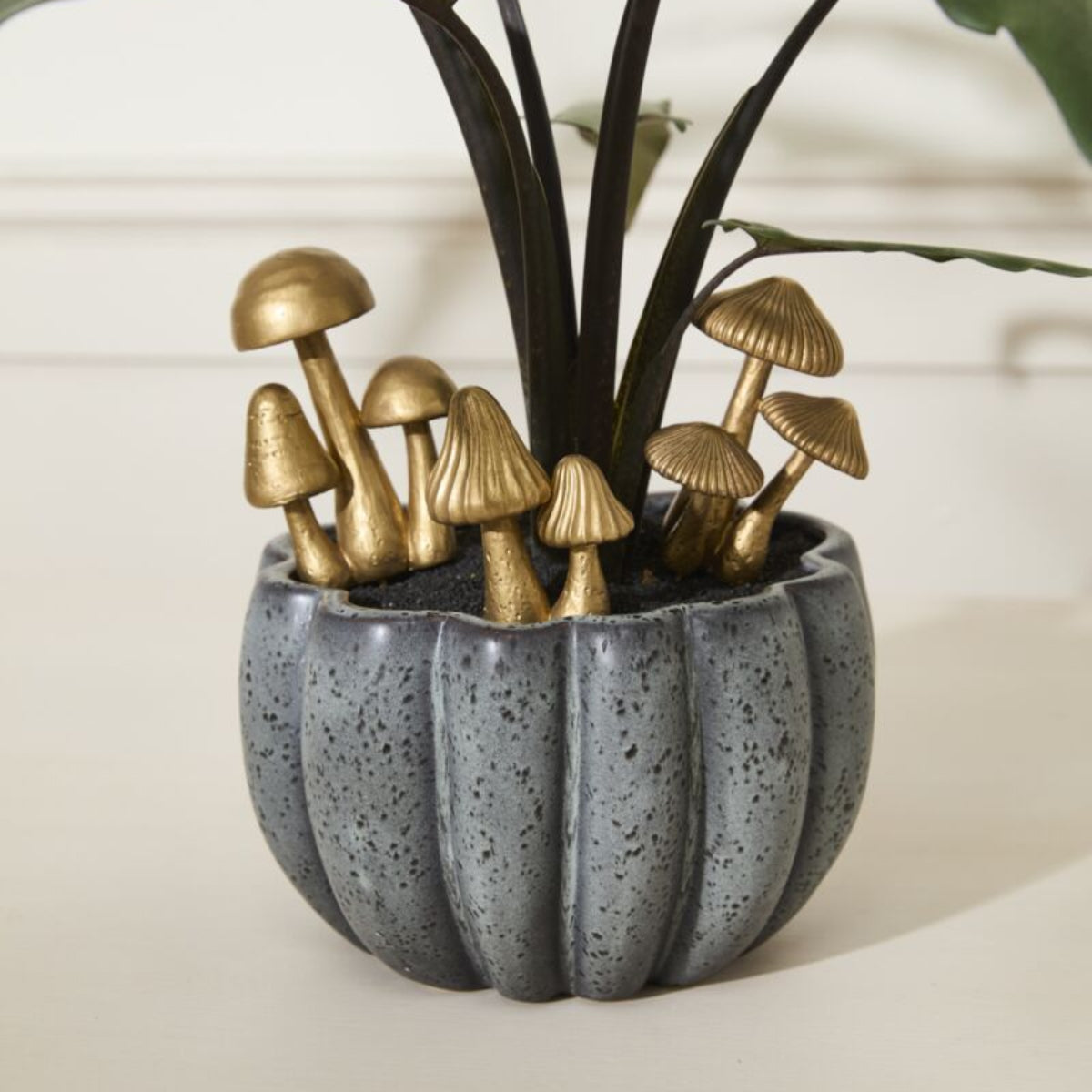 Troop Mushroom Plant Stick Set