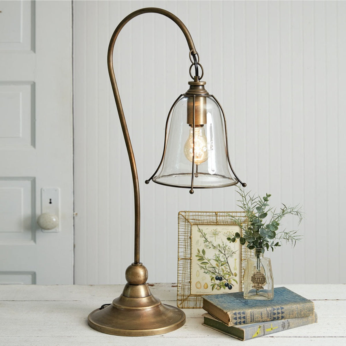 Antique Gooseneck Brass Lamp - Embrace Vintage Charm and Illuminate with  Rustic Elegance - Iron Accents