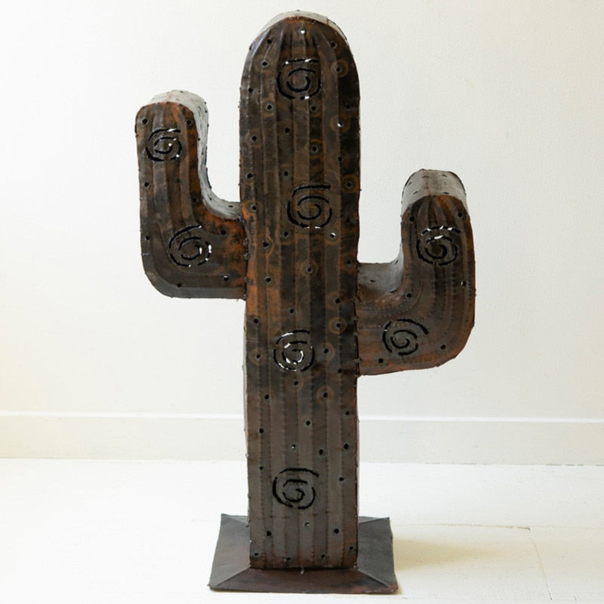 Desert Glow Iron Cactus Luminary