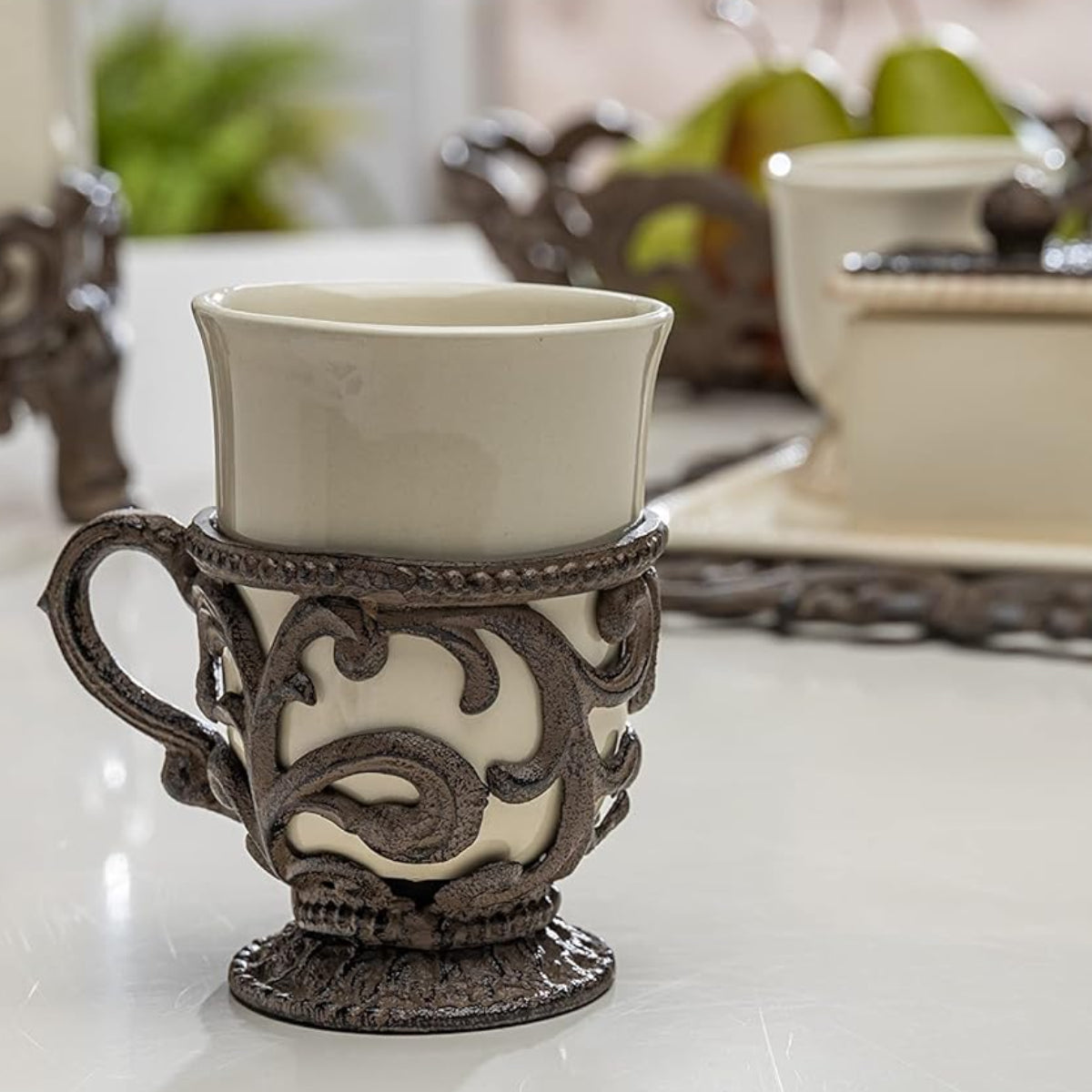 Acanthus Mug w/ Metal Holder (Set-4)