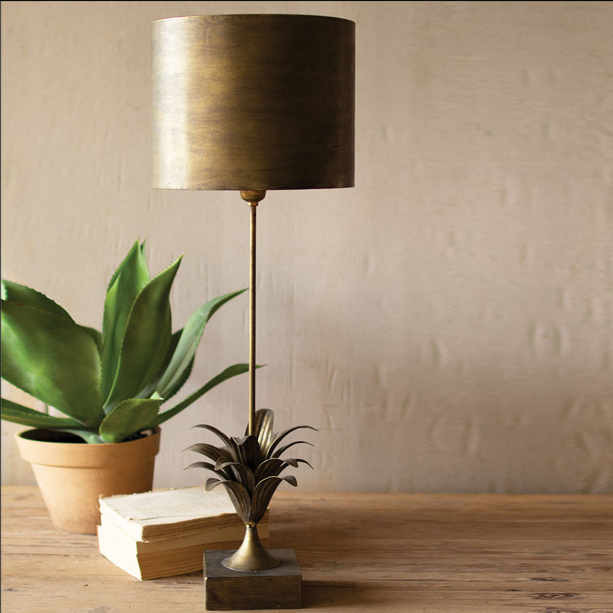 Golden Leaflet Table Lamp