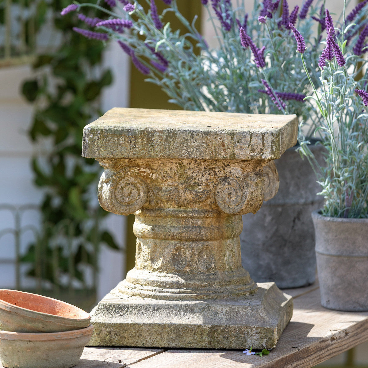 Small Courtyard Pedestal