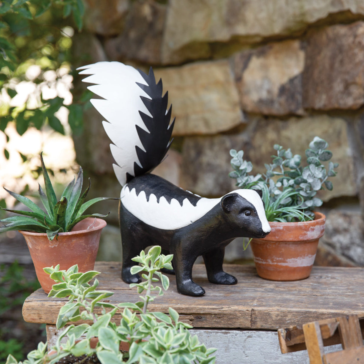 Garden Mischief Skunk