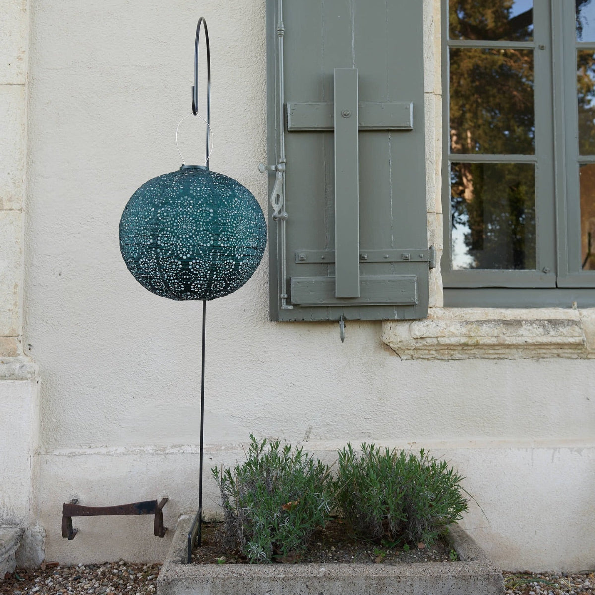 Indoor/Outdoor Globe Fiore Lantern - Green