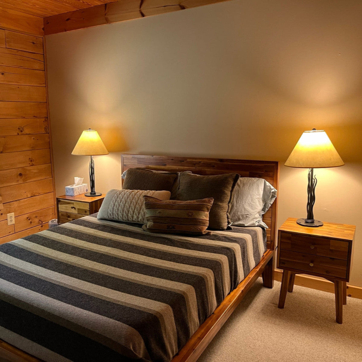 Riverbend Iron Table Lamp