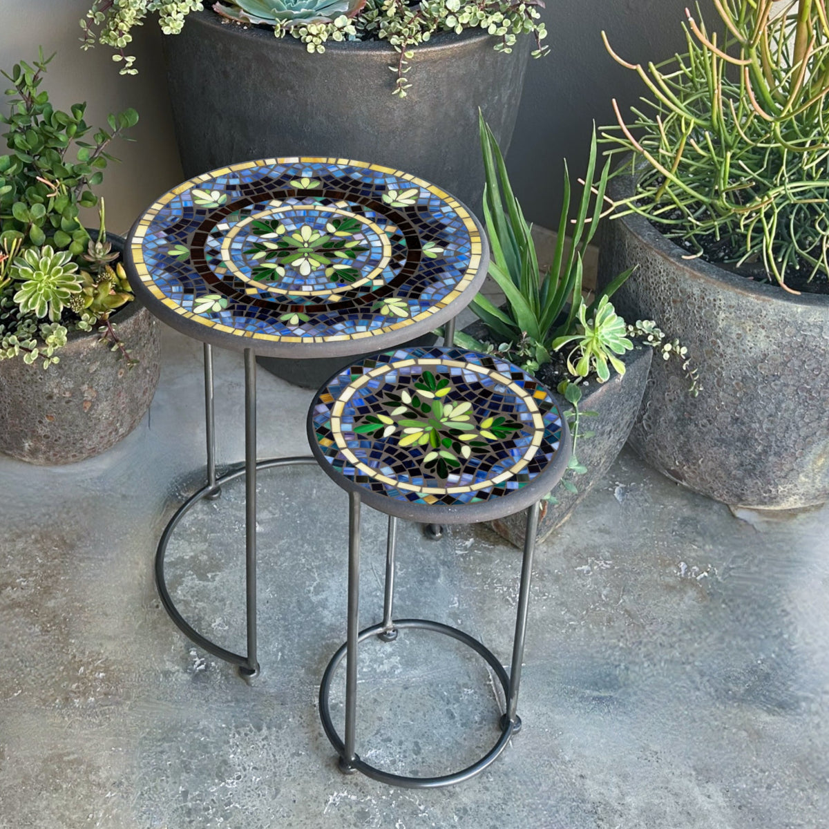 Lake Como Mosaic Round Nesting Tables
