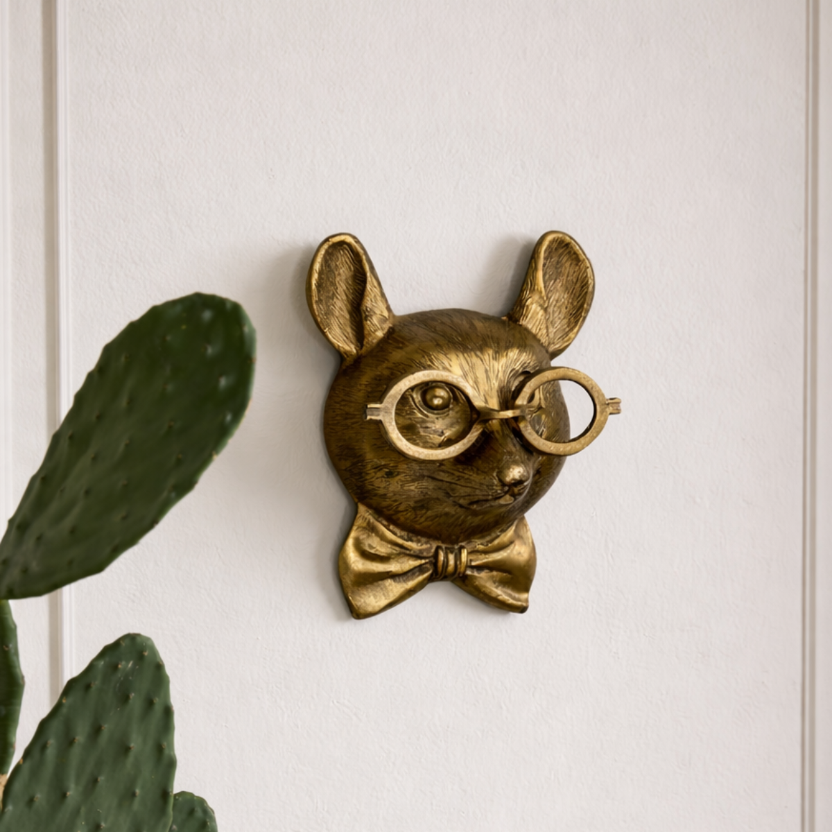 Lovable Louie Wall Decor