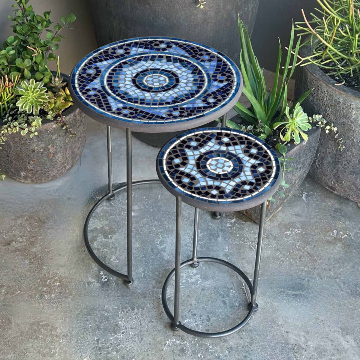 Navagio Mosaic Round Nesting Tables