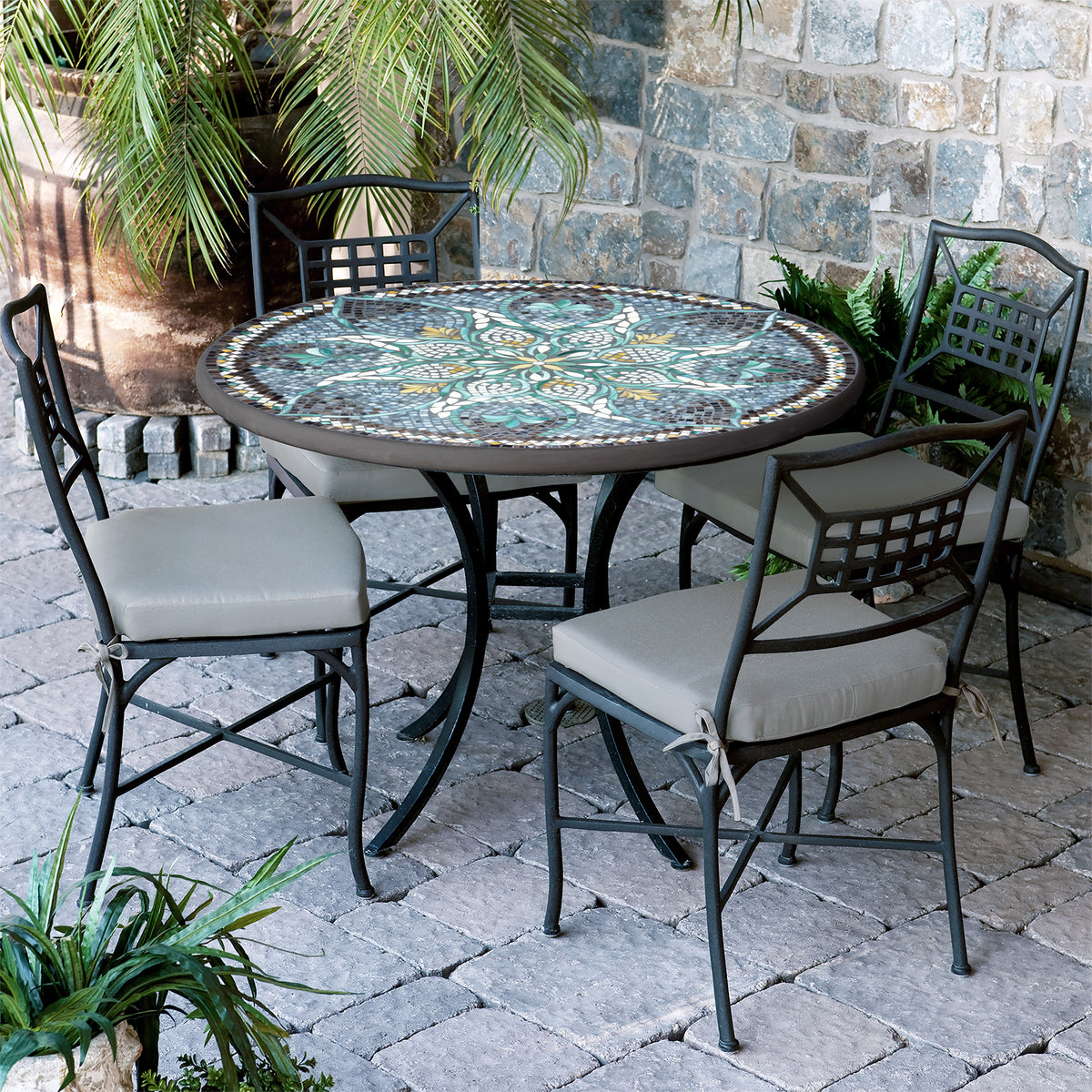 Ojai Valley 48", 54" or 60" Mosaic Patio Table