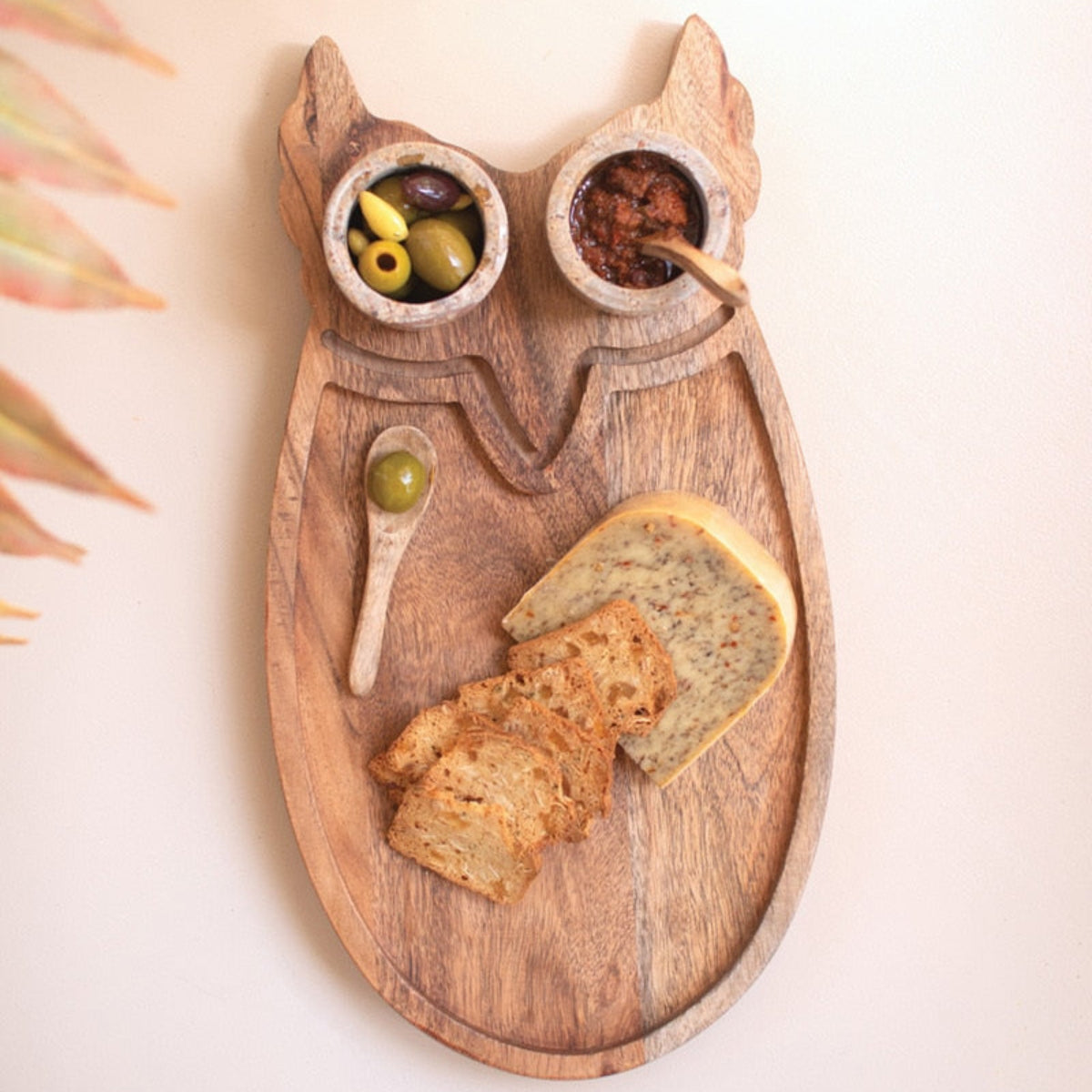 Wise Owl Serving Board Set
