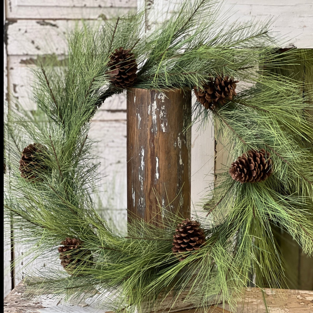Mixed Needle 30" Pine Wreath