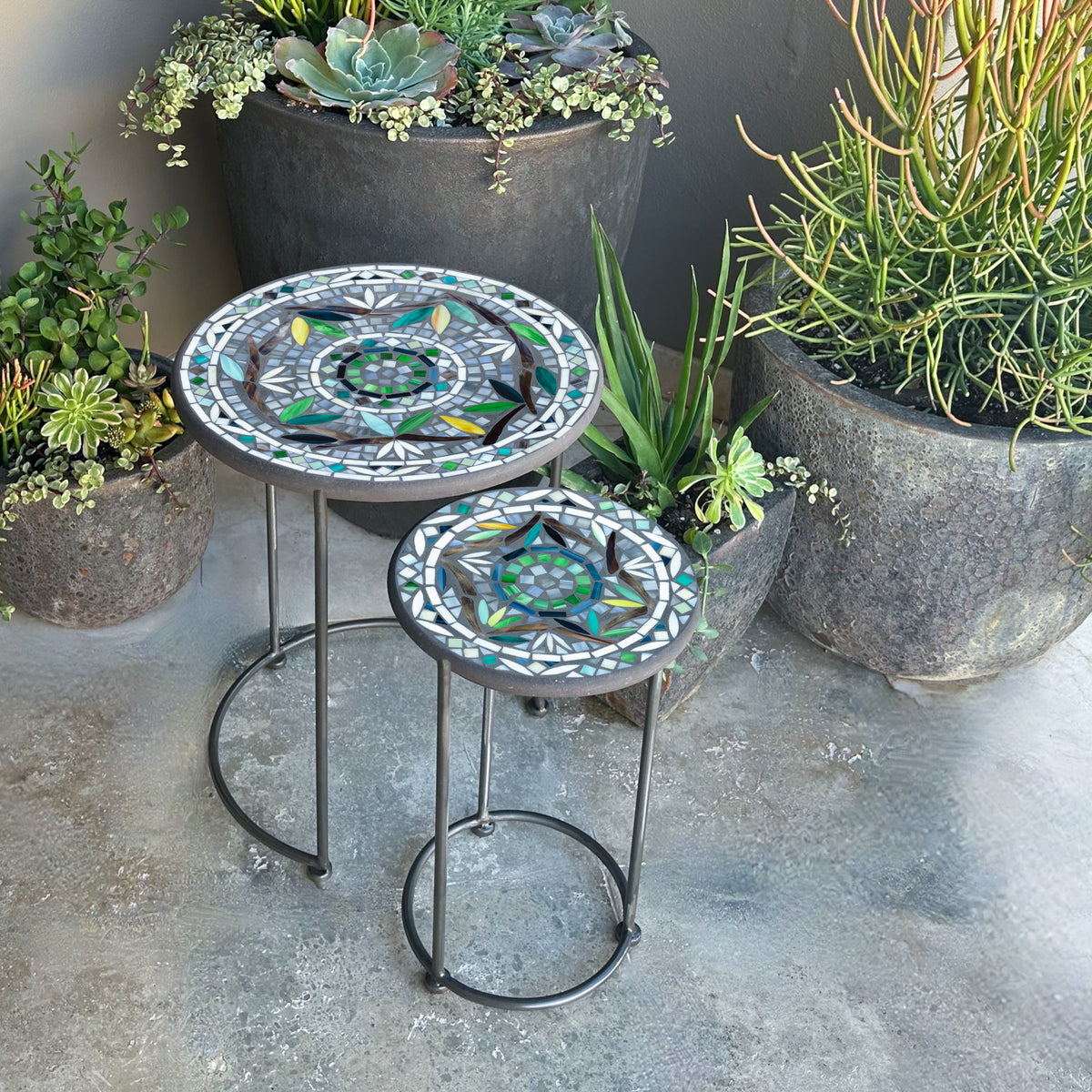 Zen Mosaic Round Nesting Tables
