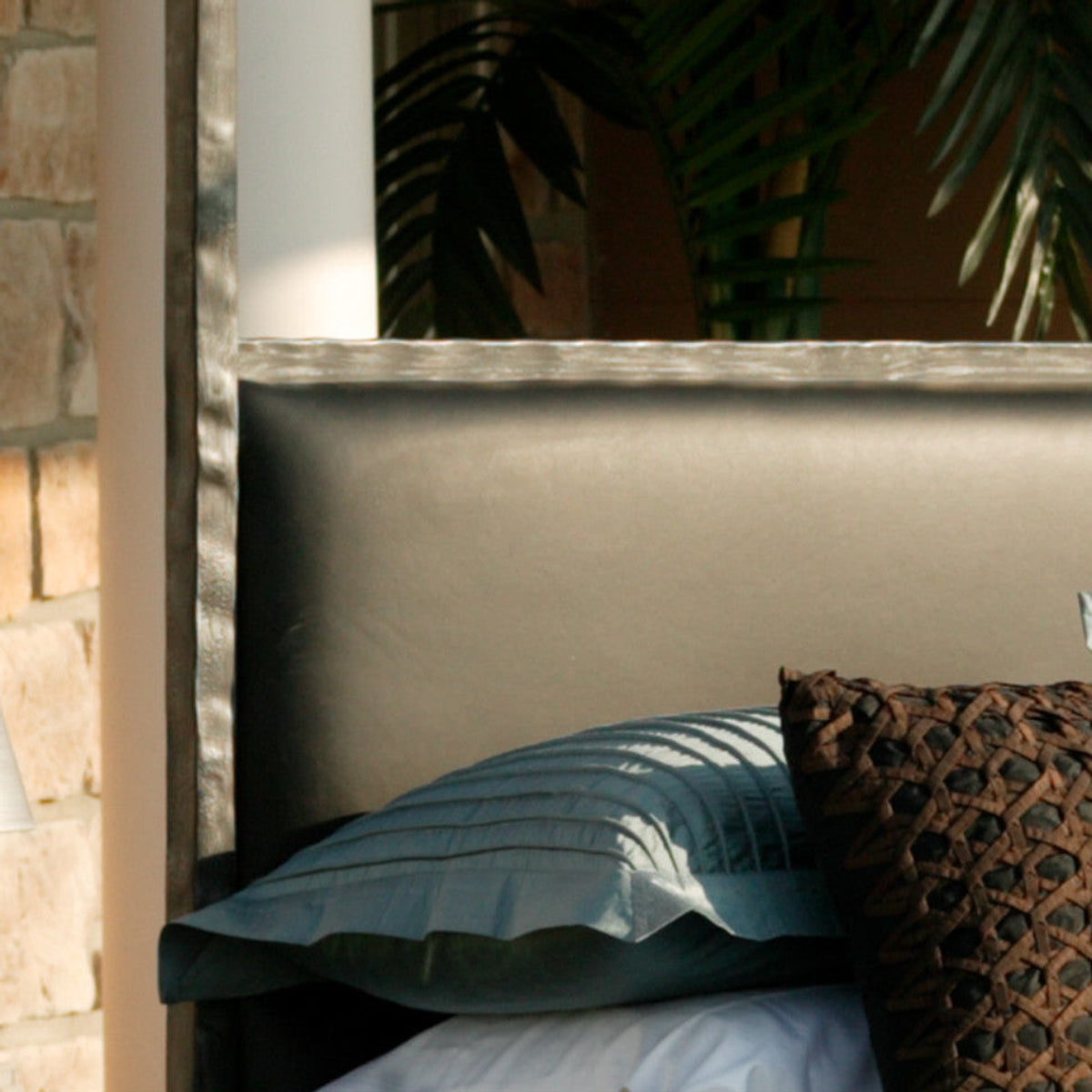 Stone Ridge Wrought Iron Bed