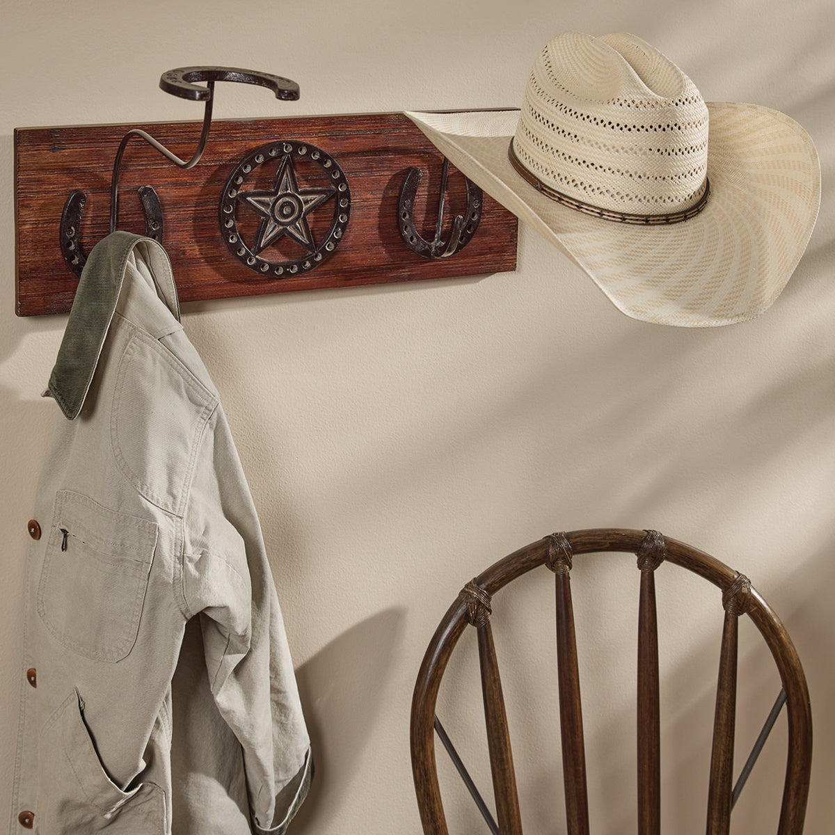 Rodeo Racks Rustic Rodeo Hat Rack – Western Horseshoe Coat & Hat Holder - Iron Accents