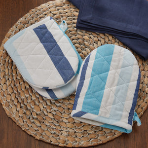 Waterfront Retreat Table Linens