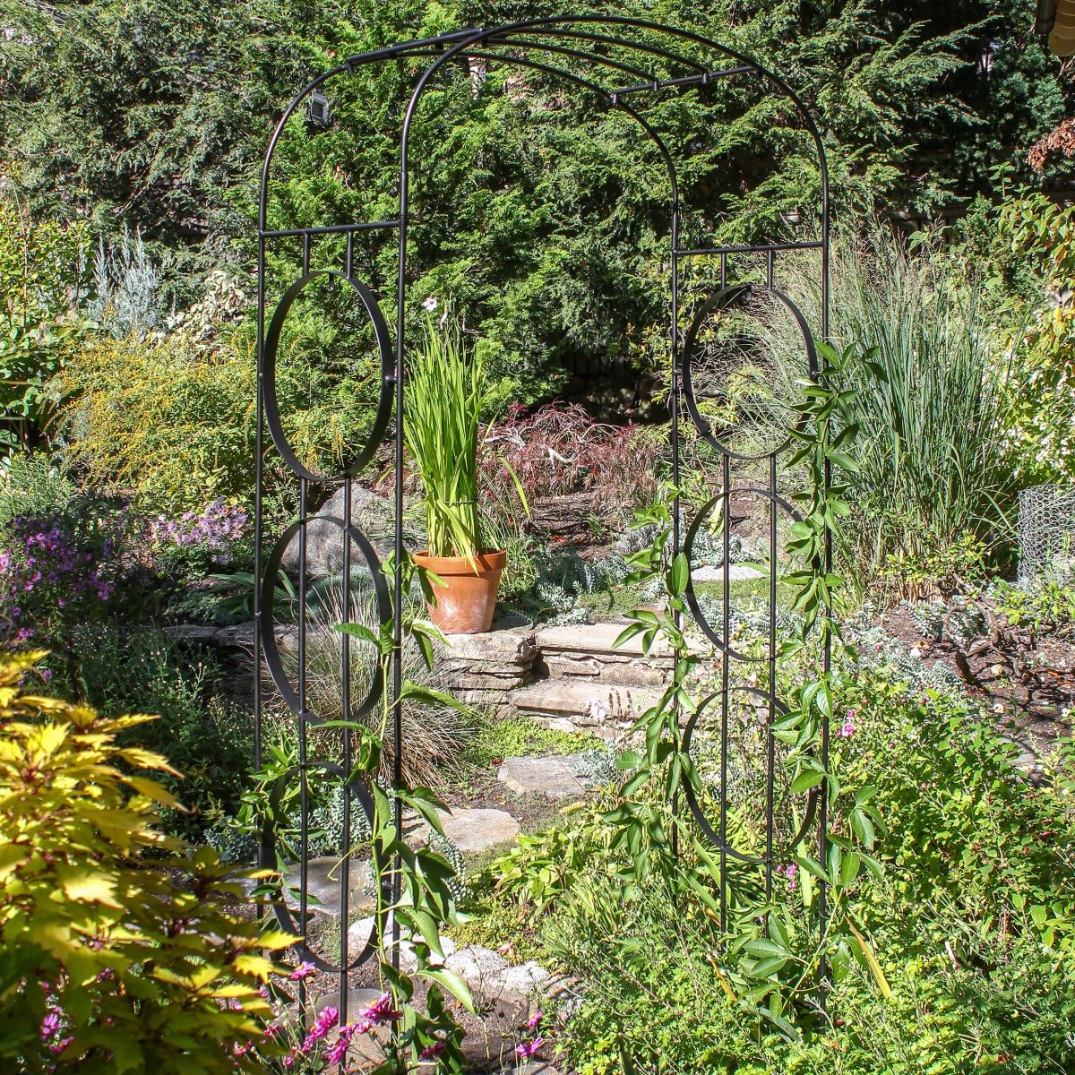 Hospitality Garden Arbor