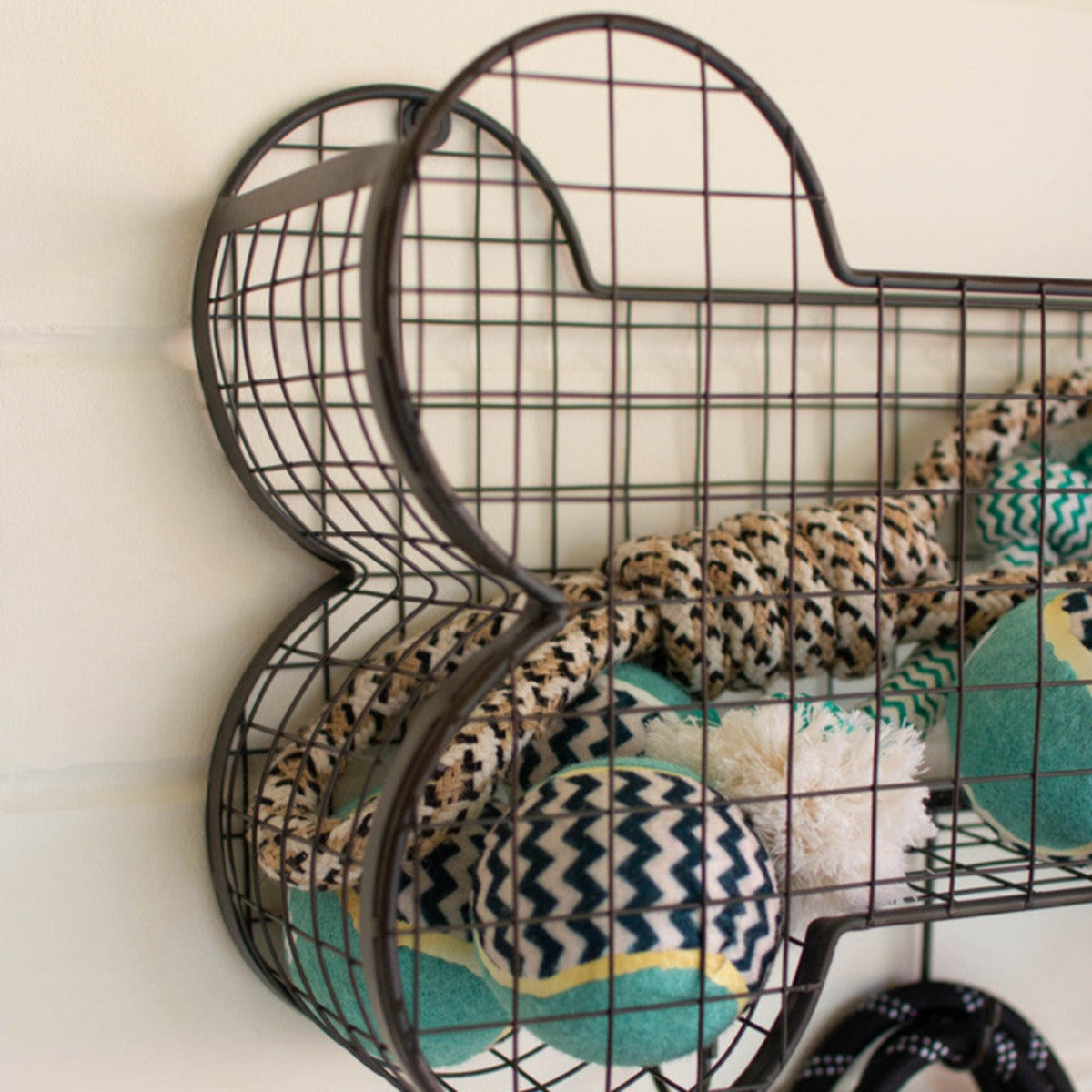 Pet Stuff Wall Shelf