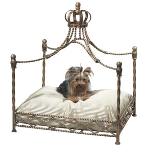 Royal Pet Canopy Bed