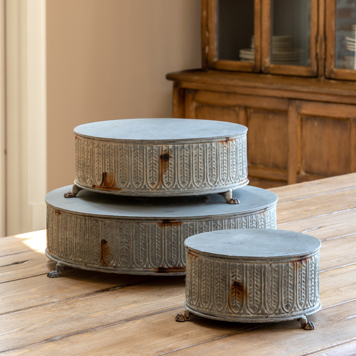 Old Grey Metal Platforms (Set-3)-Iron Accents