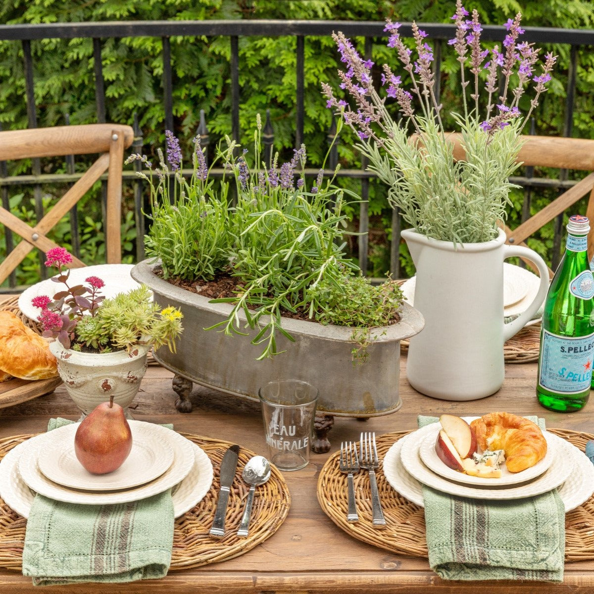Centerpiece Planters (Set-2)-Iron Accents
