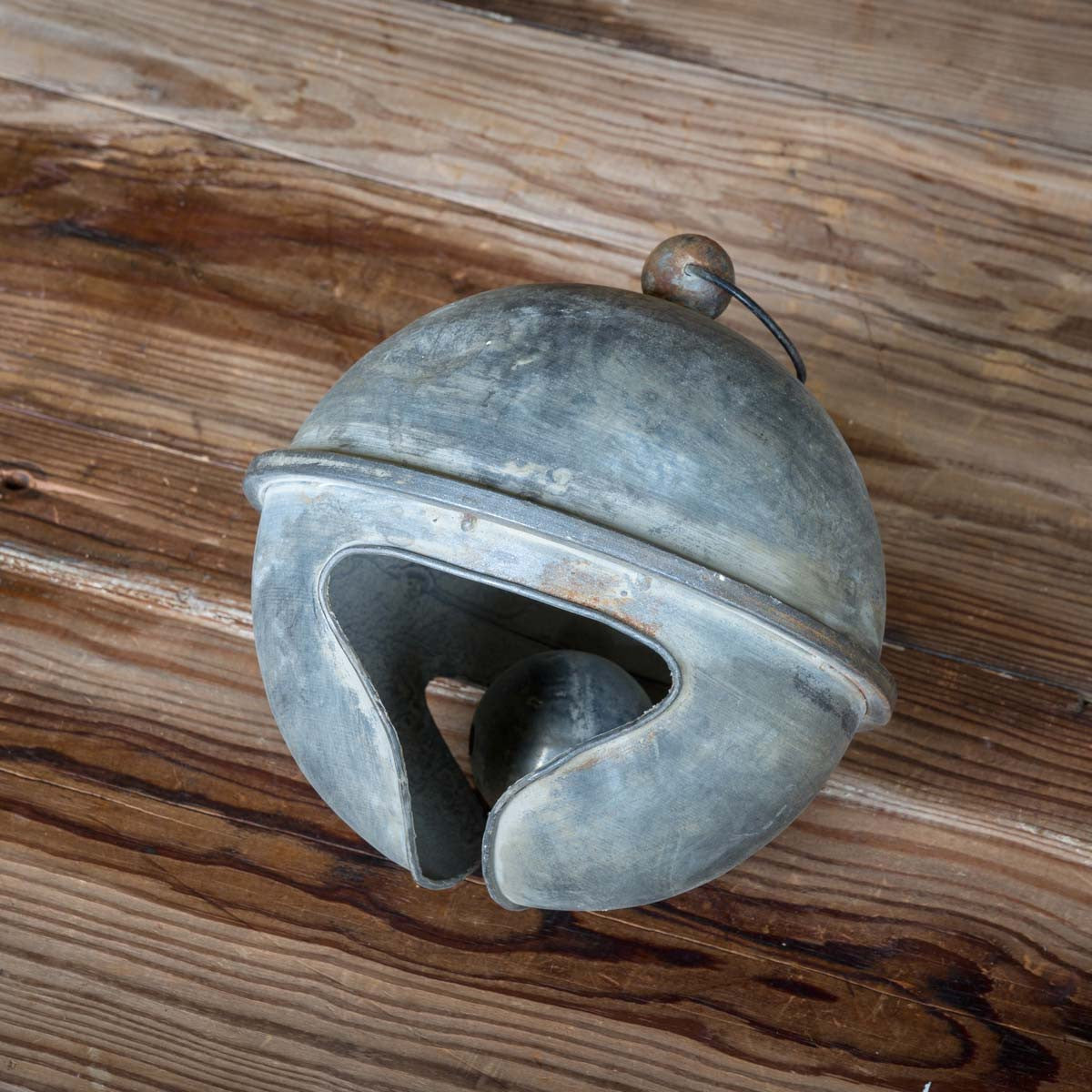 Weathered Tin Jingle Bells
