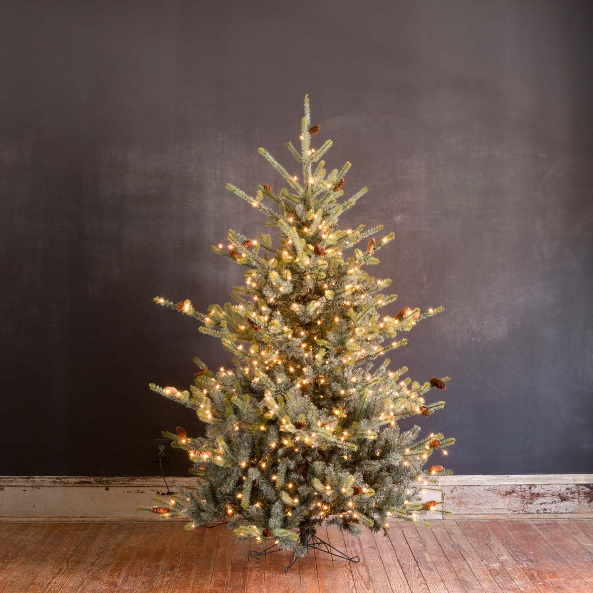 7.5' Park Hill Blue Spruce LED-Iron Accents