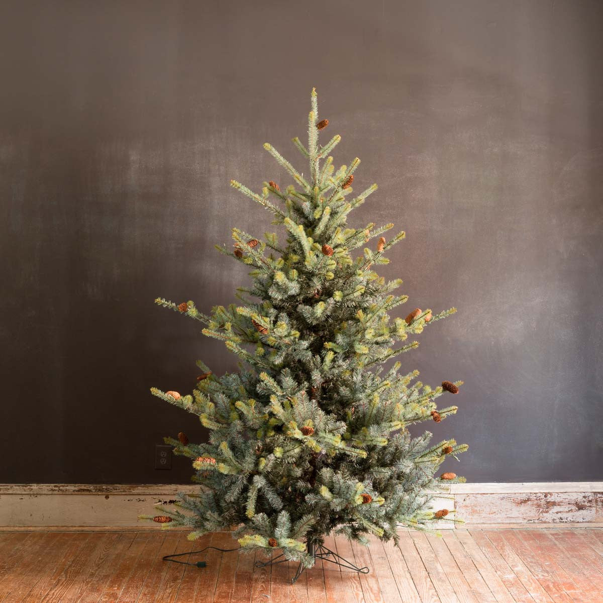 7.5' Park Hill Blue Spruce LED-Iron Accents