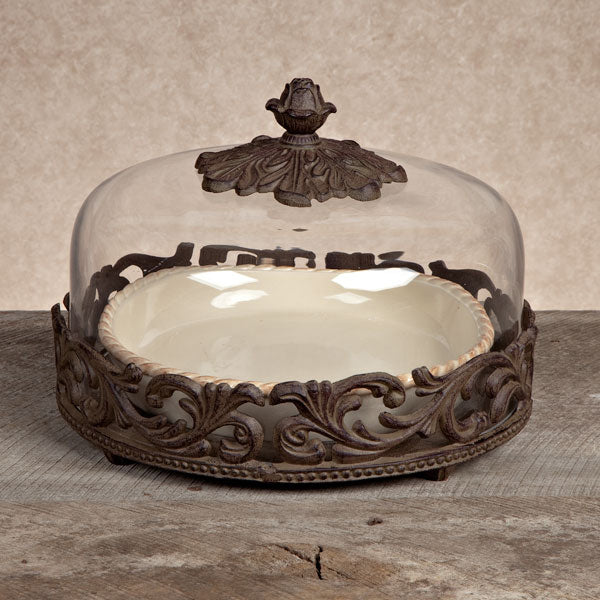 Covered Pie Plate Iron Accents