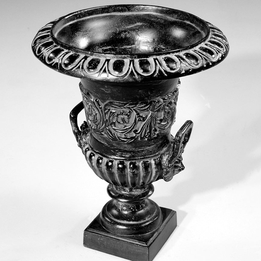 Gloucester Urn-Iron Accents