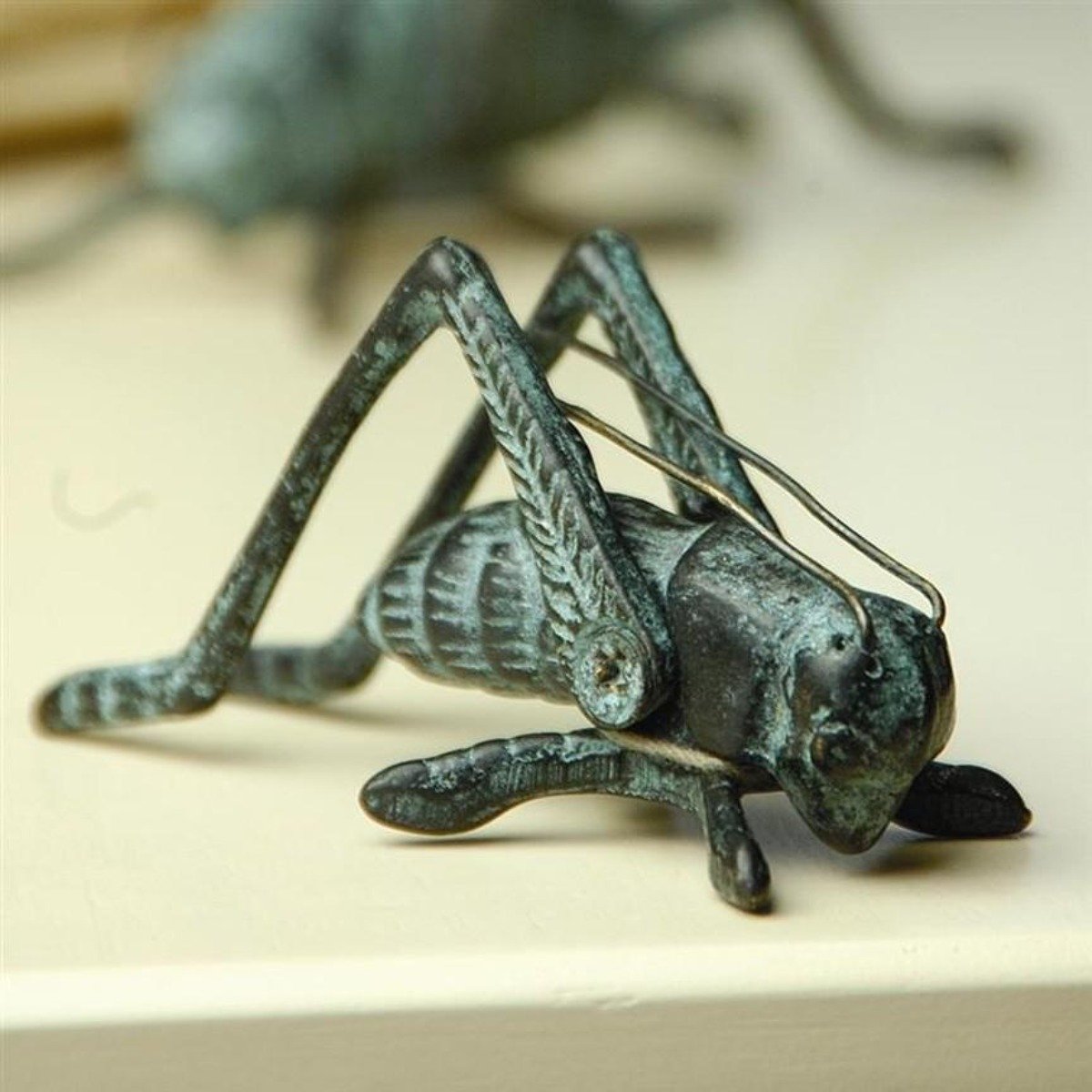Small Cricket-Decor | Iron Accents