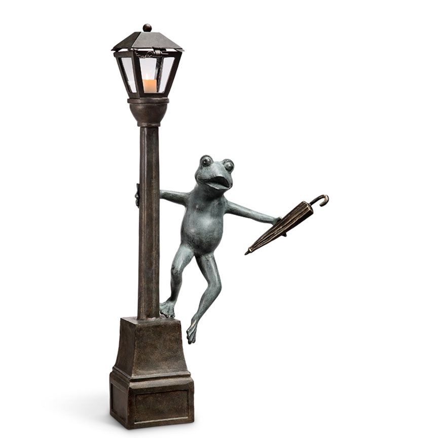 Streetlight Frog Garden Lantern-Iron Accents